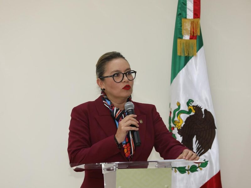 Secretaría Particular UMSNH “Estrena” Yarabí a su secretario particular número ¡8!