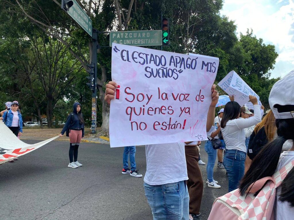 SEE sin resolver conflictos educativos en Michoacán: Normalistas