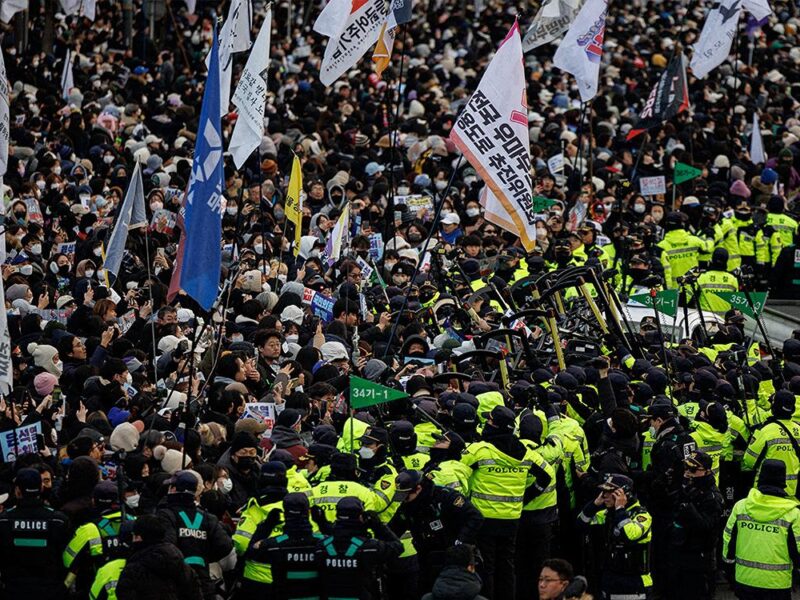 Seúl, capital surcoreana vive jornada de tensión