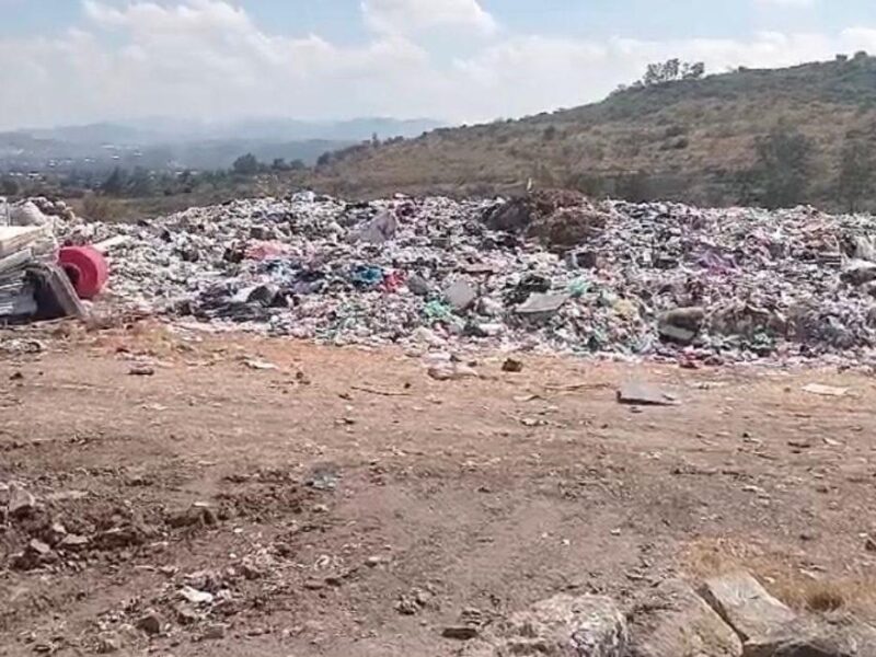 Tarímbaro vierte residuos a cielo abierto