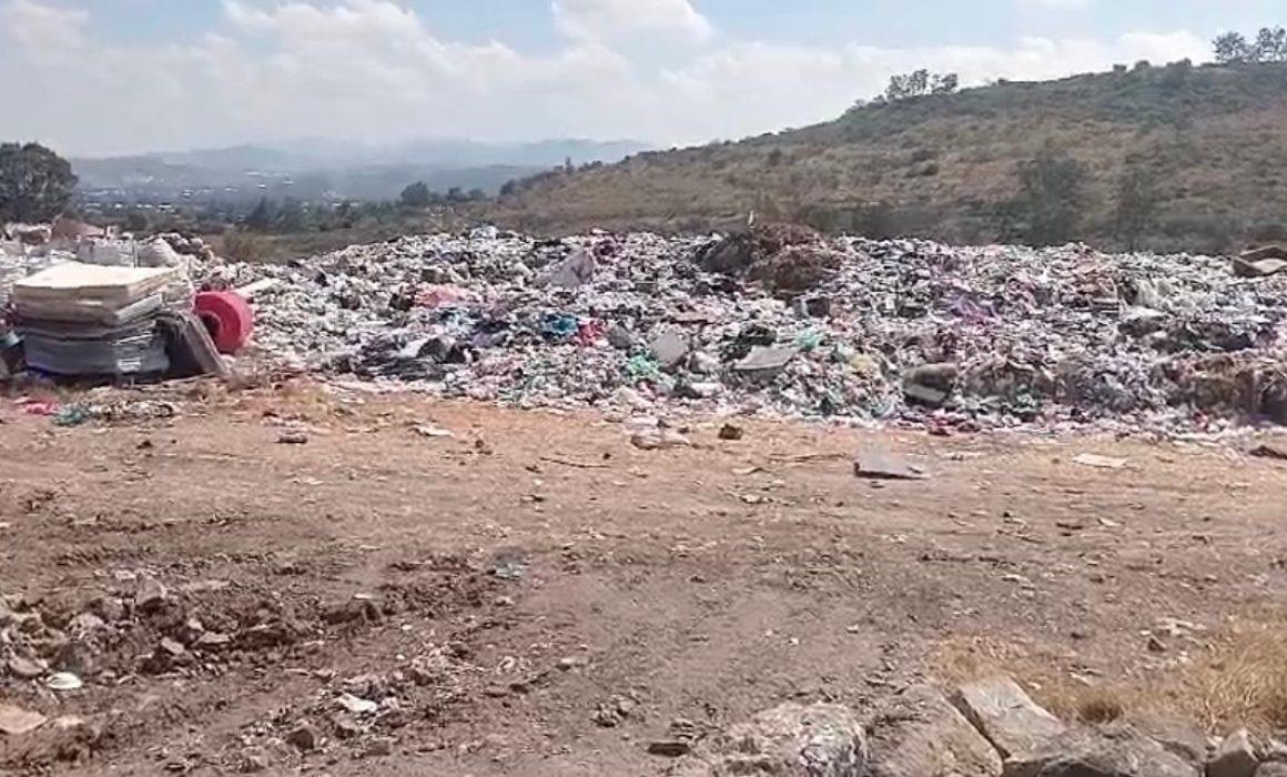 Tarímbaro vierte residuos a cielo abierto