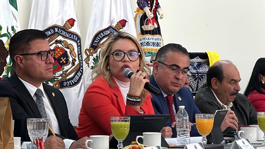 UMSNH pagará jubilaciones y marcha 2023; Rectora