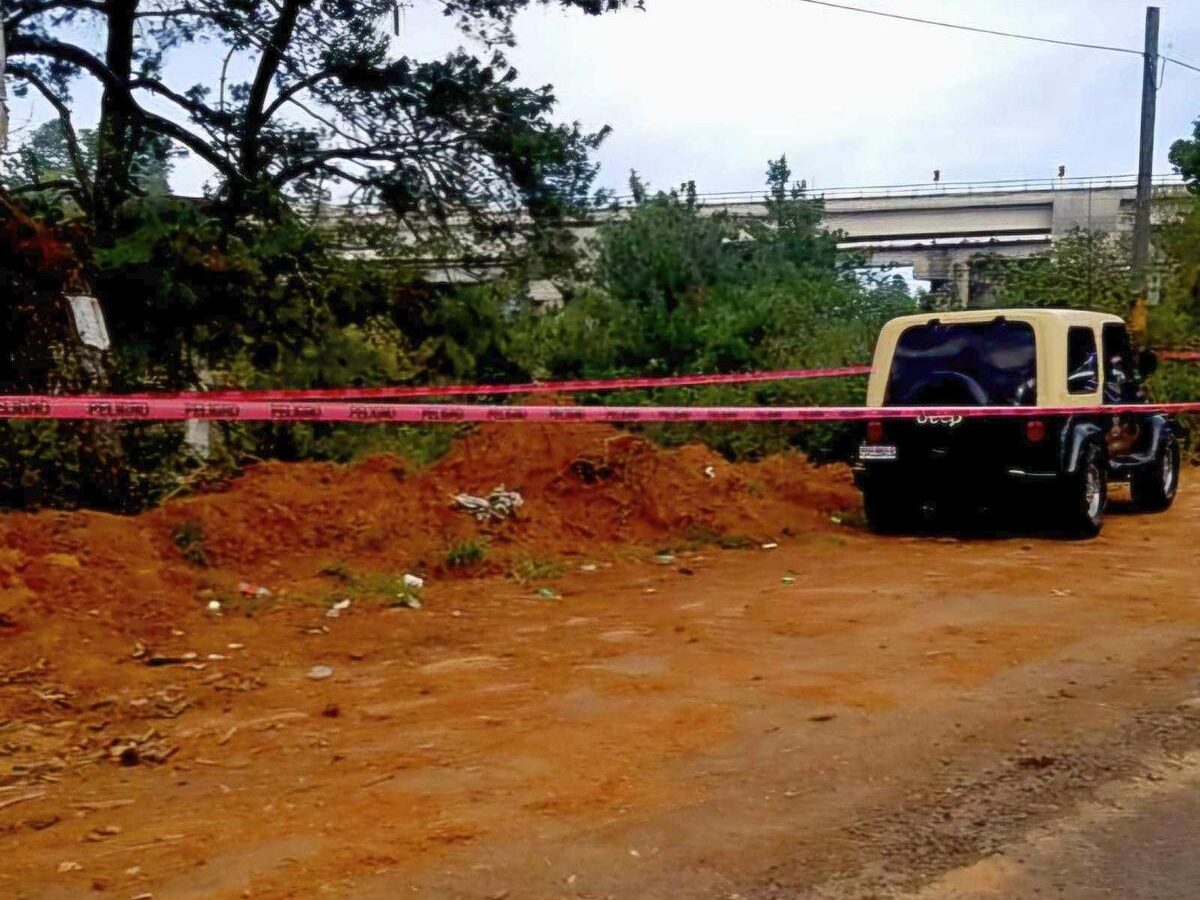 Un hombre ejecutado en Jeep hallado en Pátzcuaro-Zirahuén.