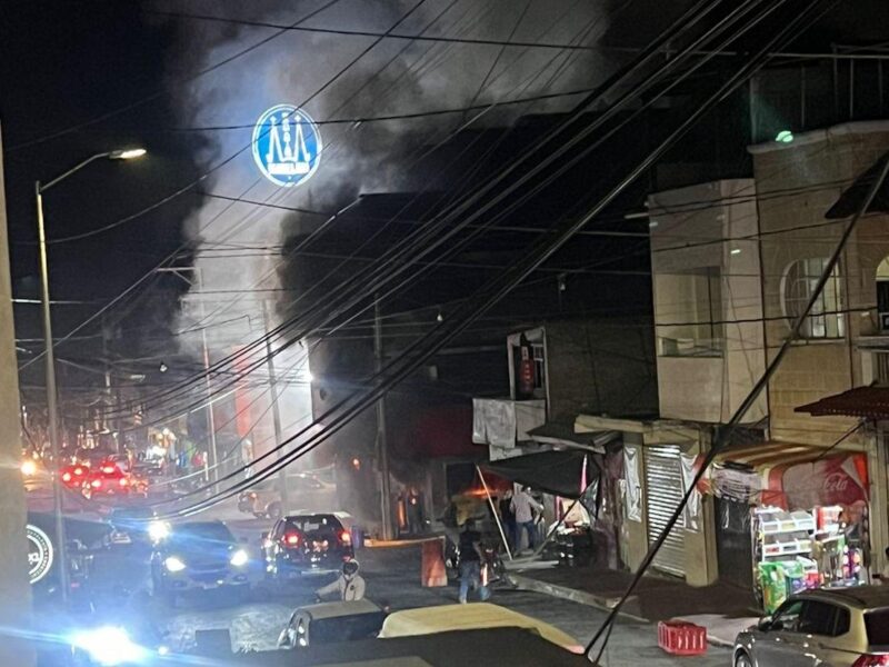 Violencia en Zitácuaro: Balaceras, Bloqueos y Quema de Oxxos