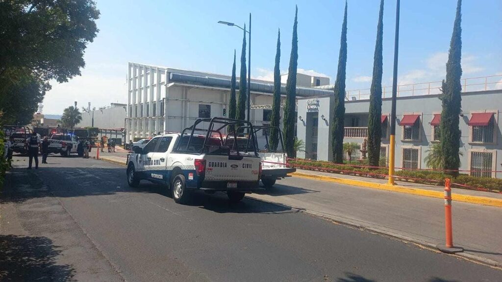 Abandonan supuesto explosivo cerca de planta de Coca-Cola