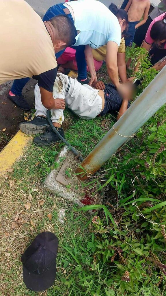 accidente motociclista herido en Apatzingán-2