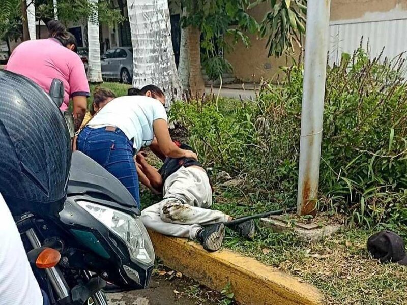 accidente motociclista herido en Apatzingán