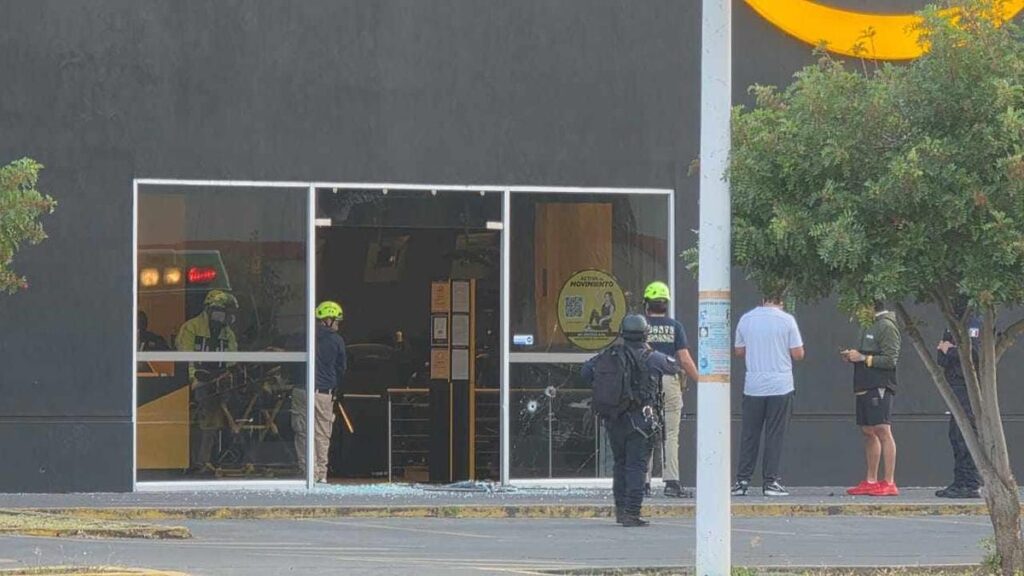 Asesinan a segundo comandante de la Policía de Investigación, en gimnasio de Zamora