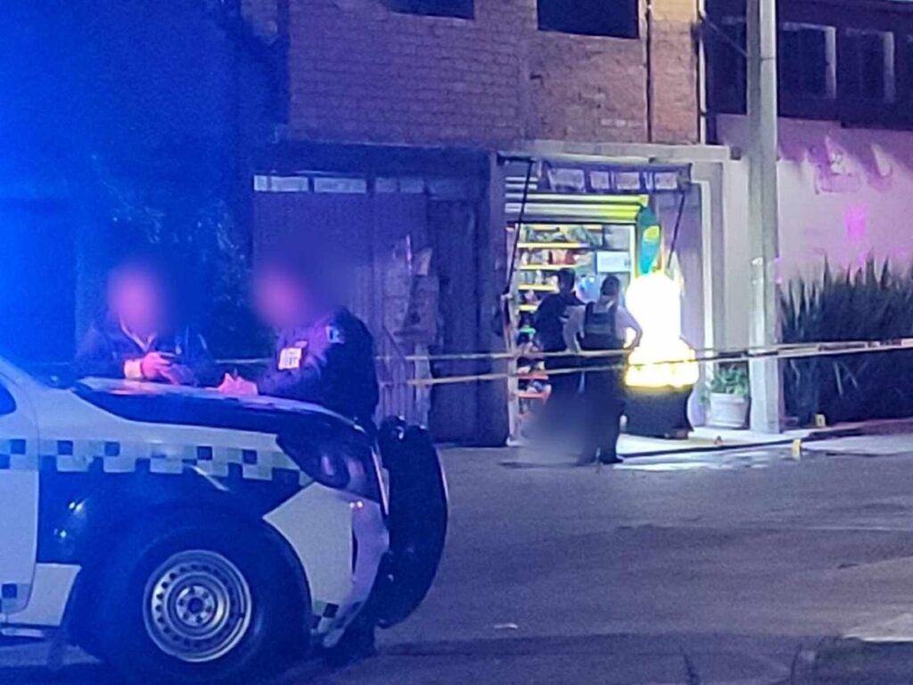 asesinato en Morelia: Hombre es asesinado a tiros en la entrada de una tienda-1