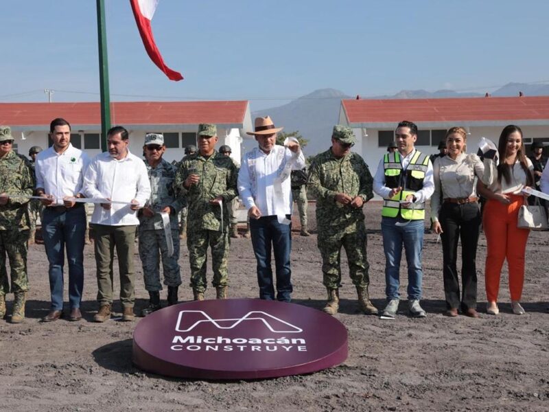 Bedolla inaugura cuartel militar en tianguis limonero de Apatzingán 1