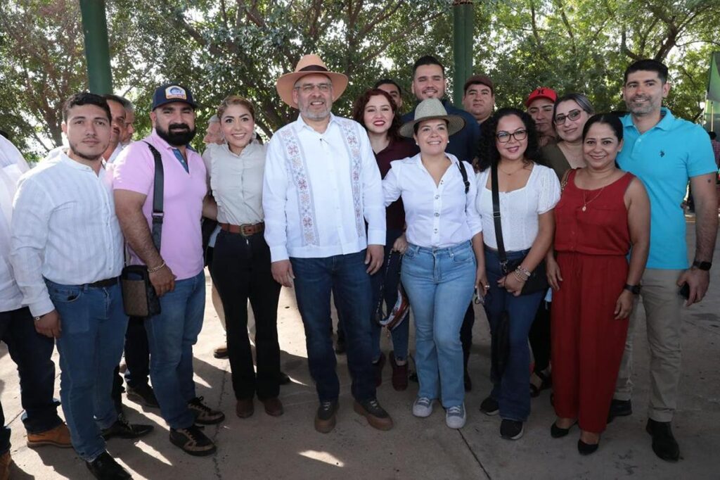 Bedolla toma protesta al Consejo Regulador del Limón; llama a unidad del sector-1