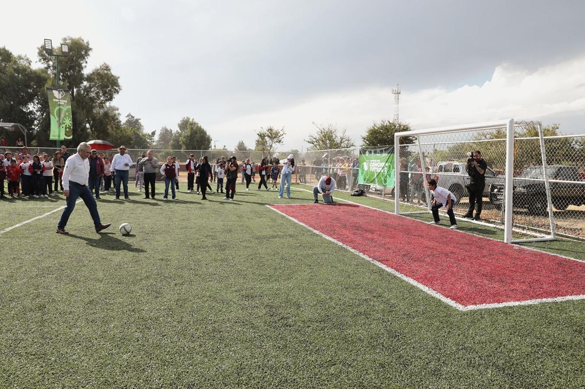 cancha de fútbol Yurécuaro Bedolla