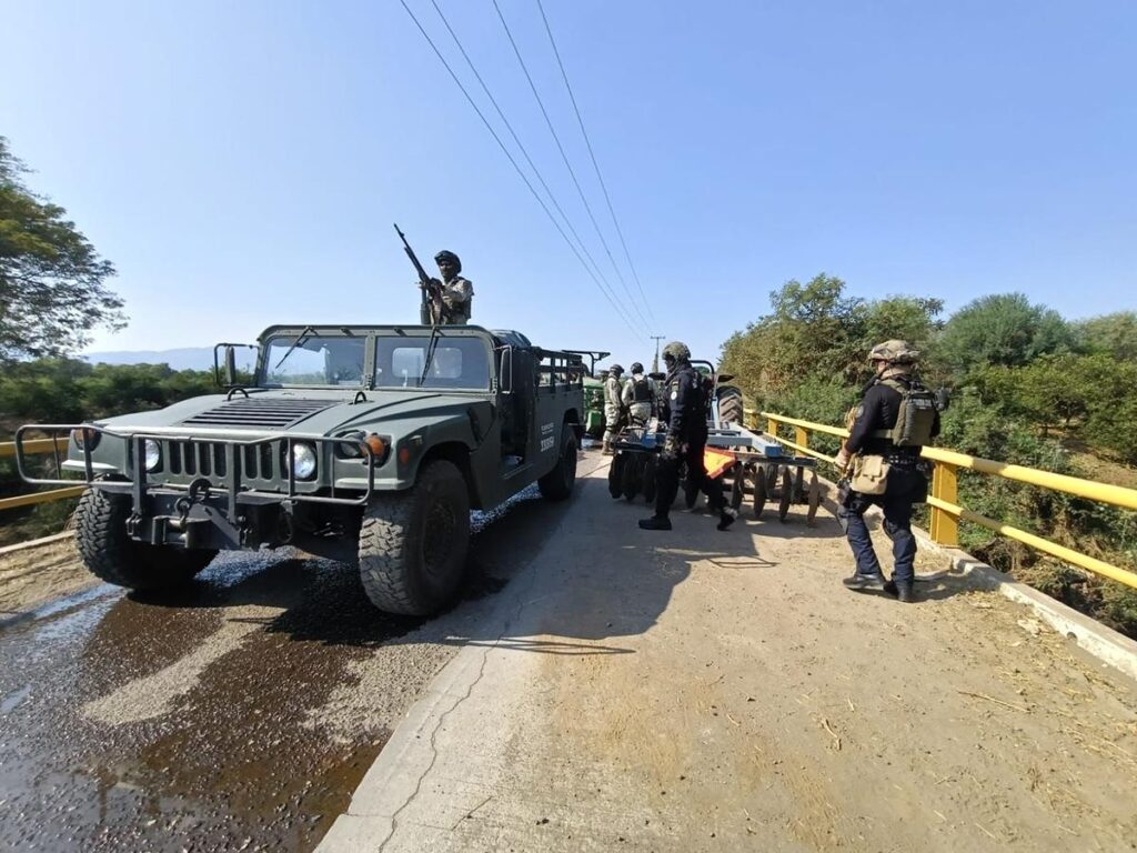 Capturan a delincuentes dedicados a la extorsión a productores de limón y aguacate