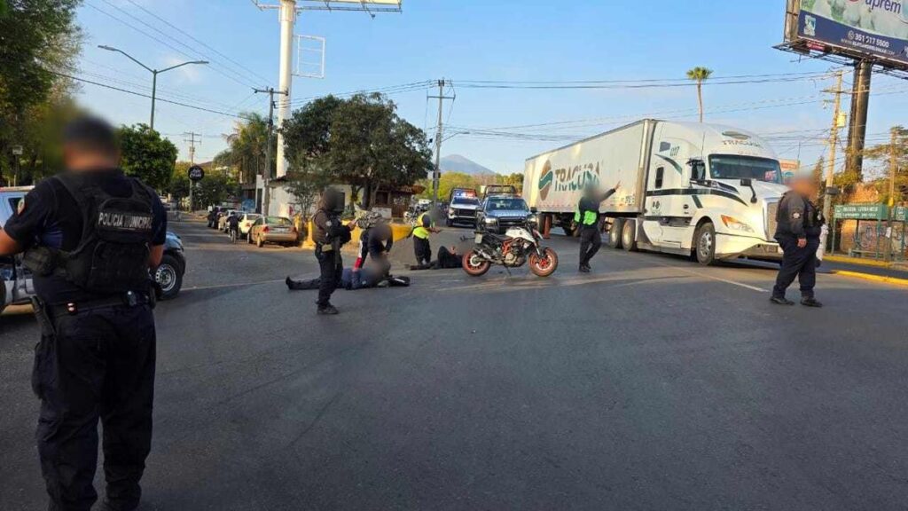 choque de motos Jacona policías heridos