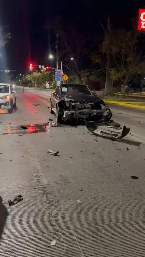 Choque entre 2 vehículos deja 2 heridos en el libramiento sur de Morelia-1