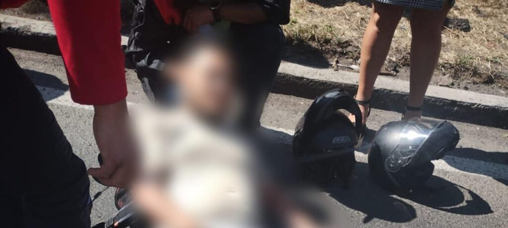 Choque sobre periférico de Morelia deja Motociclista herido en accidente