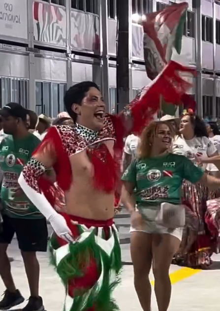 Christian Chávez en polémica tras imágenes donde aparece ensayando para el Carnaval de Río de Janeiro