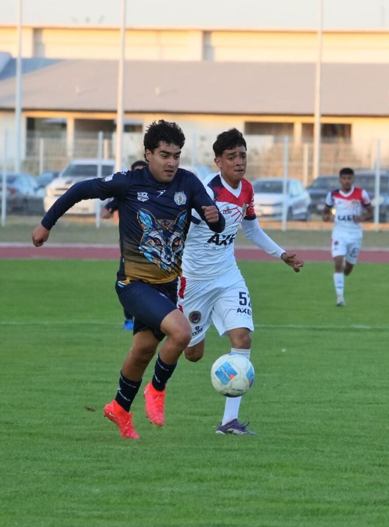 Con angustia, los Zorros de la Universidad Michoacana vence 1-0 a Halcones CF Uruapan-1