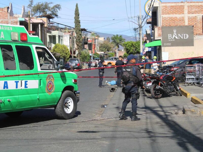 Delincuentes matan a dos jóvenes motociclistas en Zamora