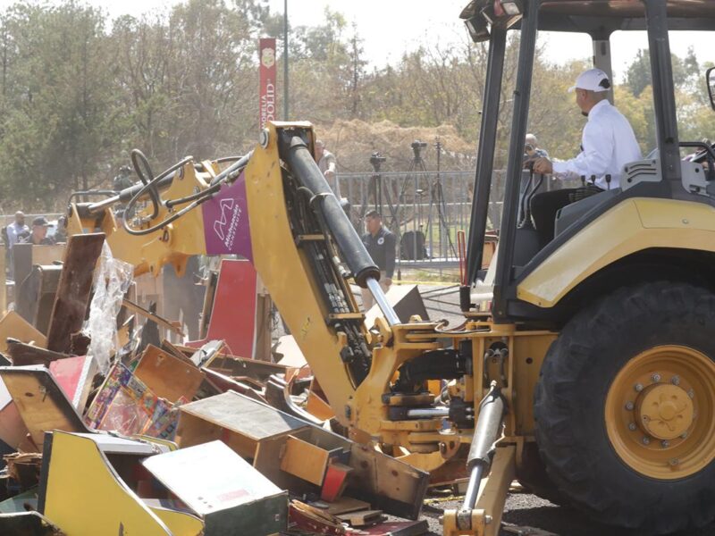 destrucción máquinas tragamonedas Michoacán Bedolla