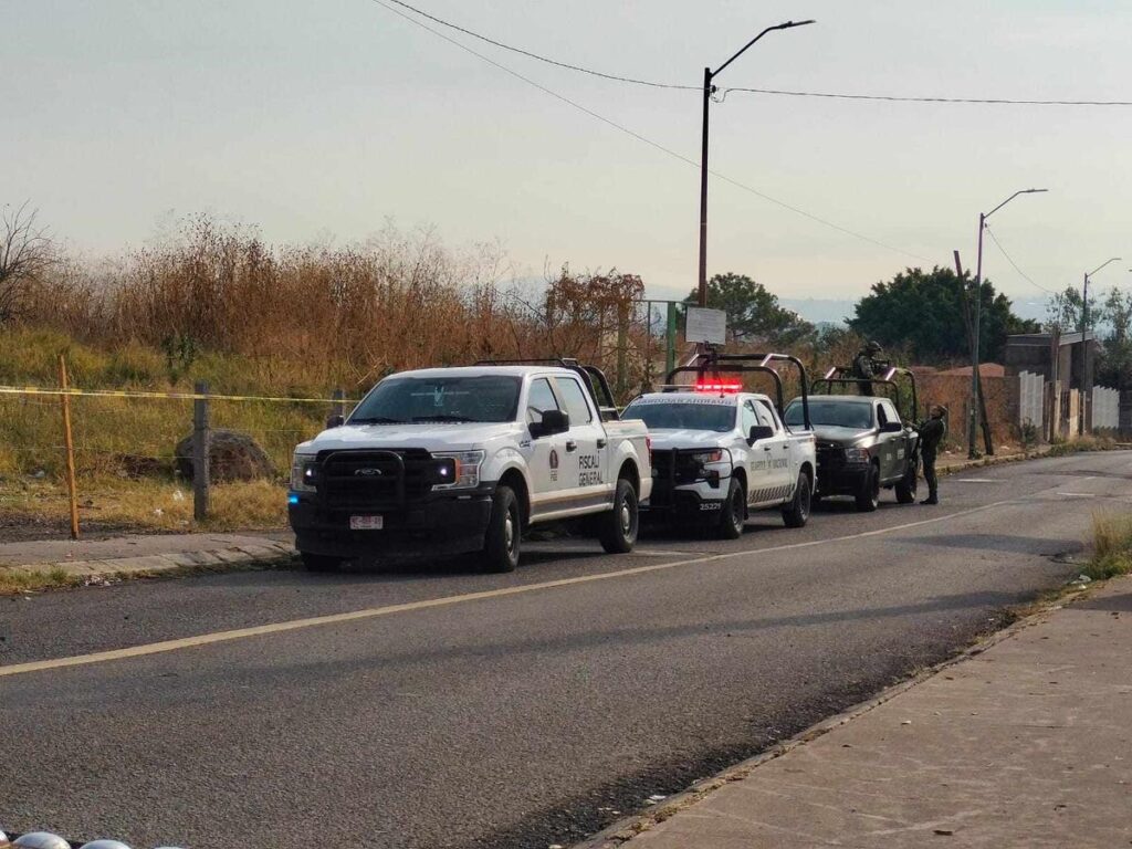 Ejecutan a 3 sujetos en el Parque Lineal Bicentenario, Morelia.