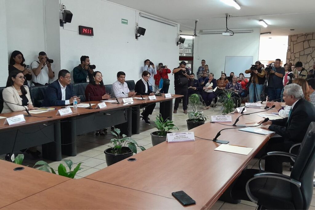 elección judicial Michoacán Entrega Congreso de Michoacán a IEM listas con nombres de los candidatos-1