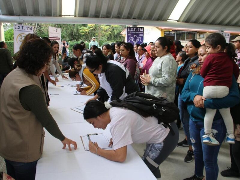 En Michoacán 18 mil estudiantes de secundaria sin beca Rita Cetina; habrá segunda vuelta de registro