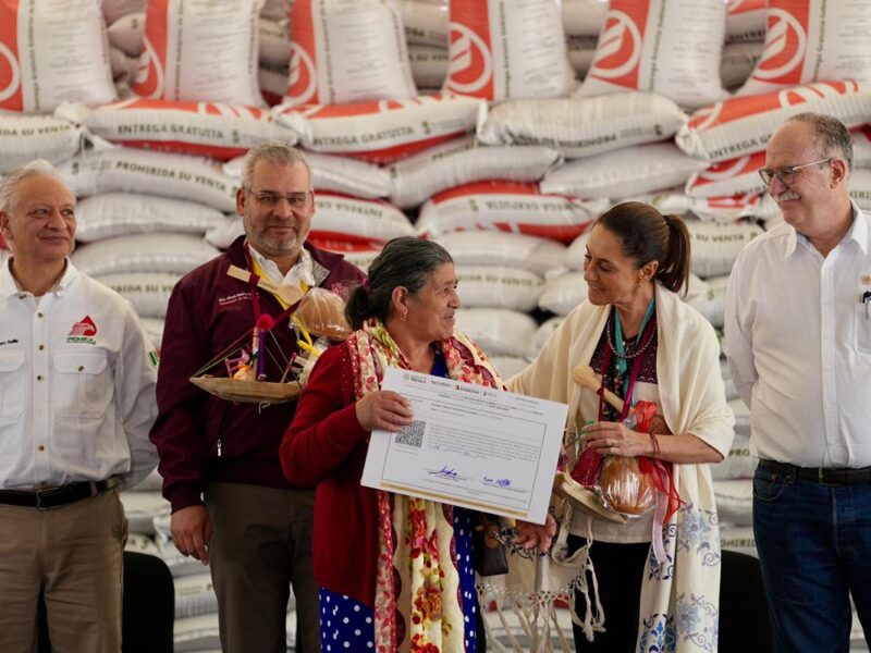 Entregarán a campesinos un millón de toneladas de fertilizante en todo México