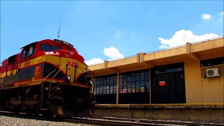 “Falta de… autoridad federal” para sacar patio de maniobras del tren, de Morelia: Bedolla