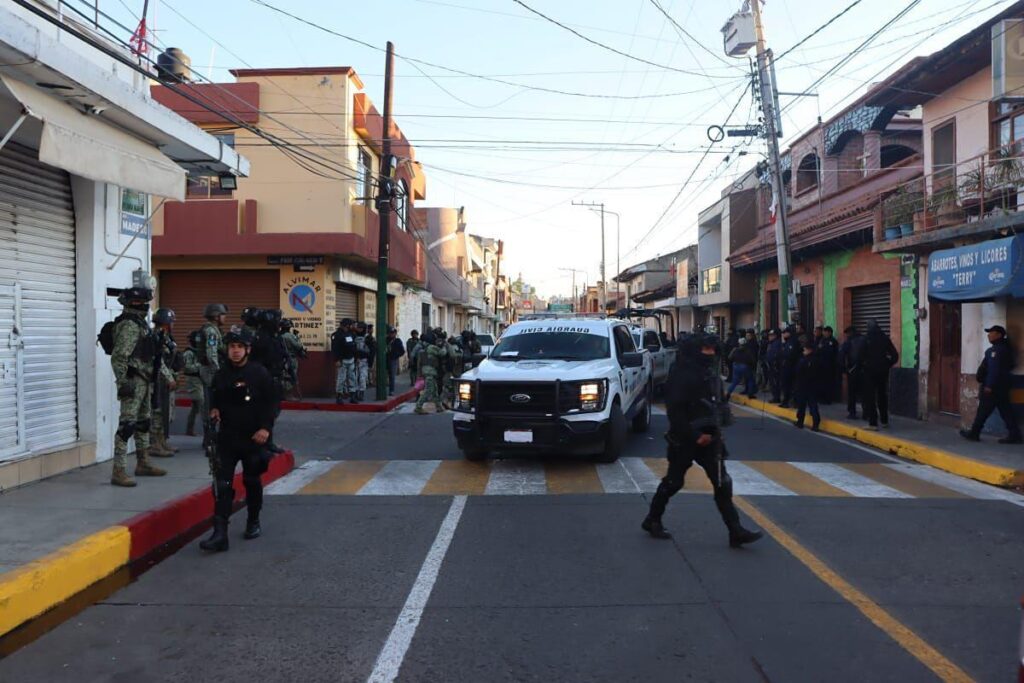 FGR, SSP y Defensa, capturan a líder delincuencial en Zacapu