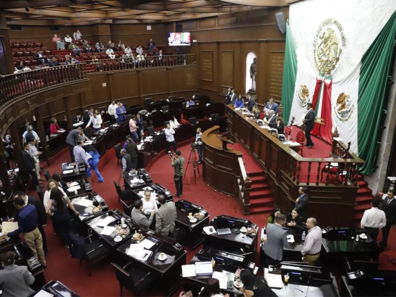 Frente a hechos de violencia en Uruapan y Morelia diputados piden coordinación