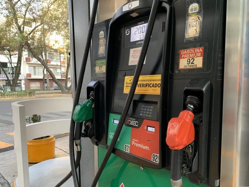 Gobierno federal busca acuerdo con gasolineros para fijar precios de gasolina