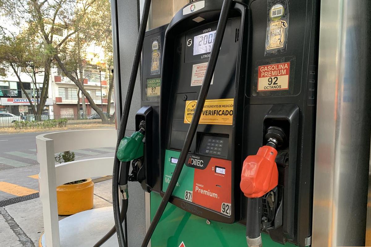 Gobierno federal busca acuerdo con gasolineros para fijar precios de gasolina