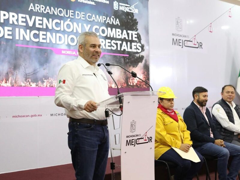 Inicia Bedolla campaña contra incendios en Michoacán