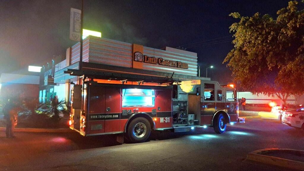 Little Caesars de Uruapan registró connato de incendio tras robo