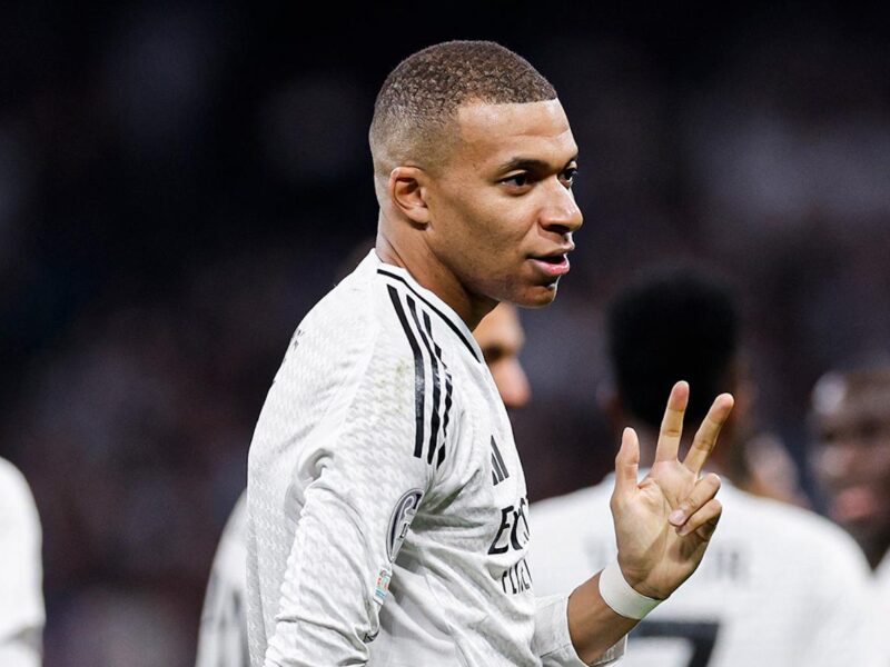 Mbappé brilla en cierre de playoffs de Champions League