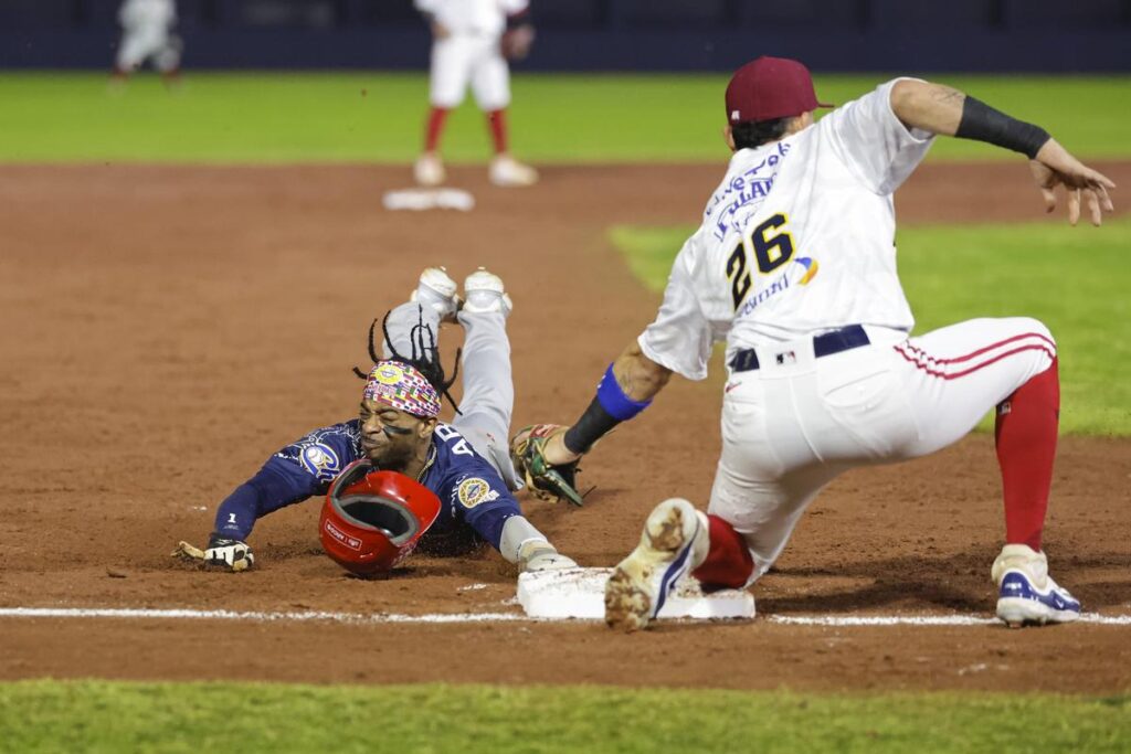 México invicto en la Serie del Caribe al vencer 2-1 a Venezuela