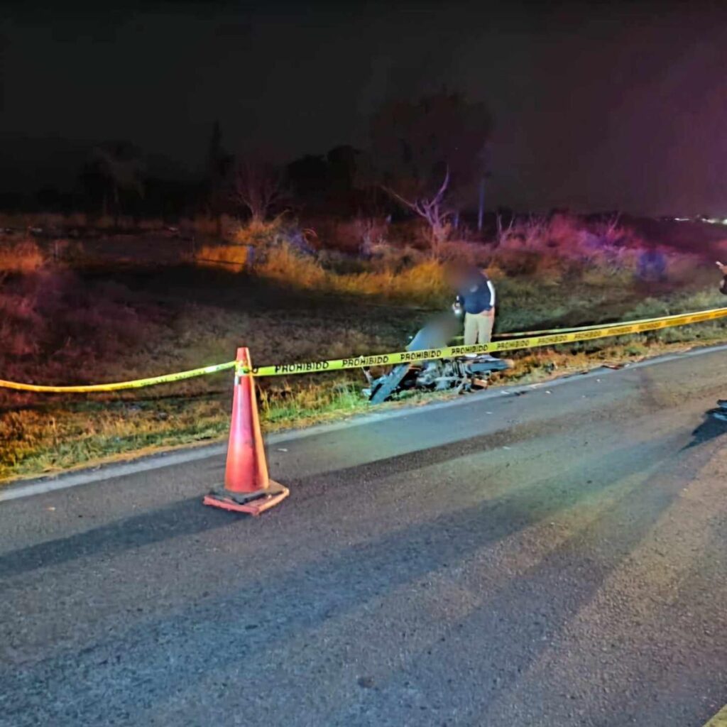 Motociclista muere tras derrapar su unidad en carretera Zamora – La Barca