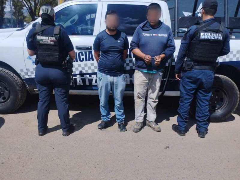 recuperación vehículo robado Pátzcuaro dos detenidos