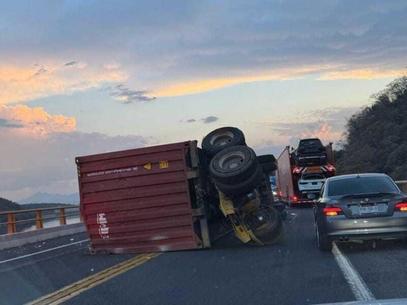 Se registran 3 accidentes con igual número de heridos, en distintos puntos de la autopista Siglo XXI-6