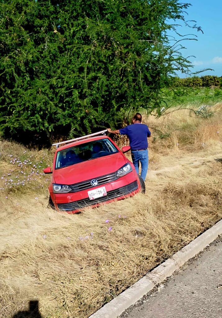 Se registran dos accidentes en distintos puntos de la autopista Siglo XXI-1