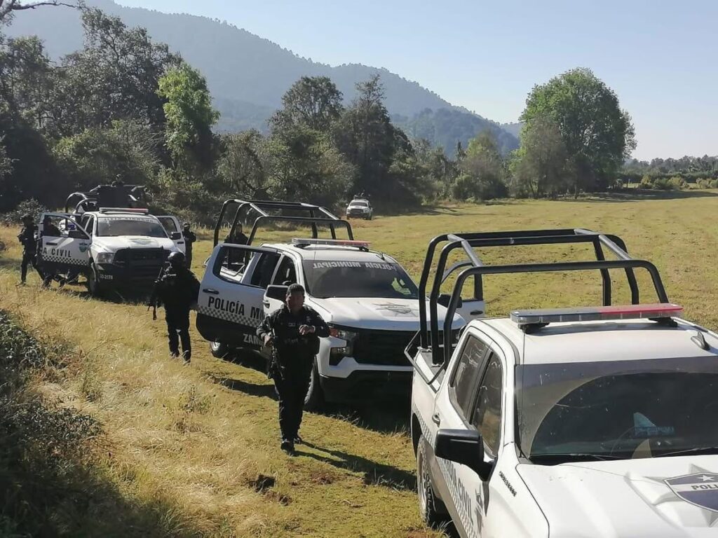 Abandonan cadáver emplayado y decapitado en Coahuayana 1