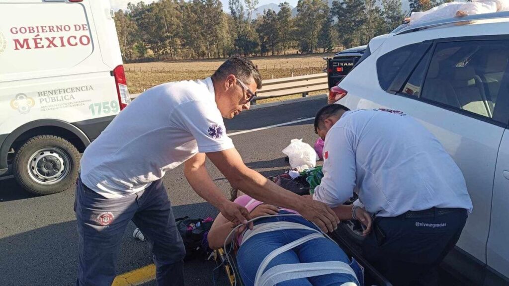 Accidente vehicular en la Pátzcuaro-Cuitzeo deja 5 heridos 2