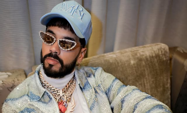 Anuel AA desmiente hospitalización en redes sociales