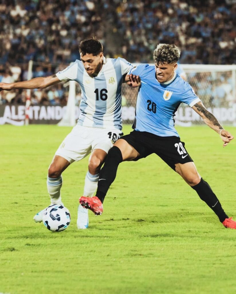 Argentina vence a Uruguay con golazo de Thiago Almada 1