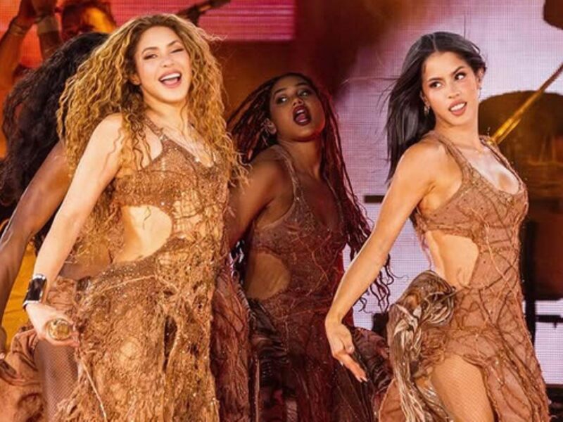 Bailarina de Shakira roba el corazón de los mexicanos durante show: “yo solo fui a ver a Natalia Palomares”