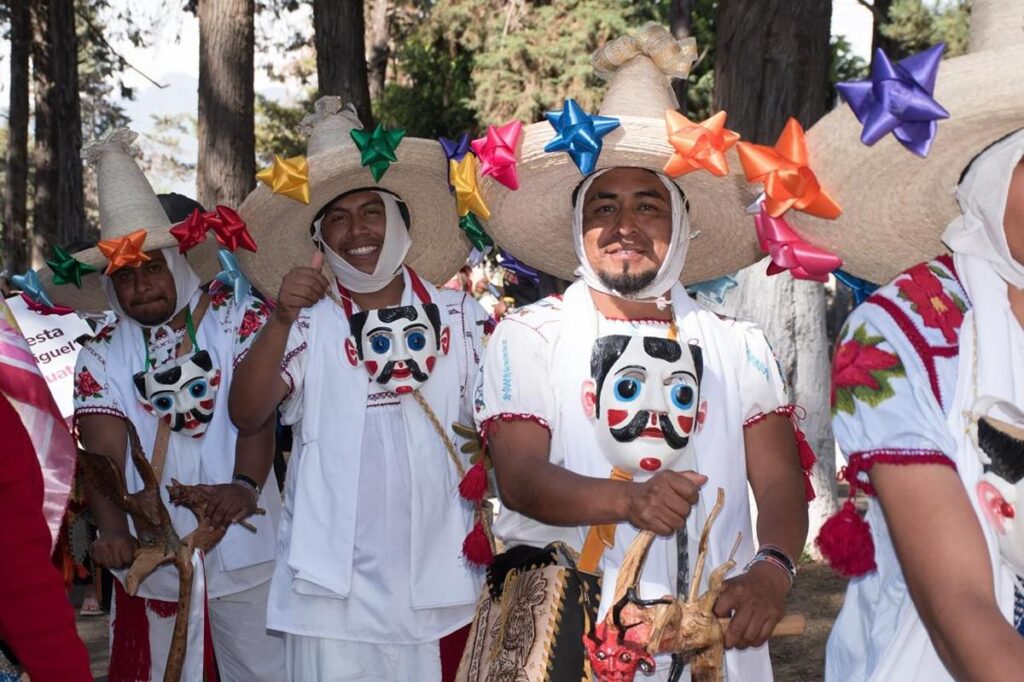 Convite de la K'uínchekua 2025 llenará de color y música las calles de Tzintzuntzan