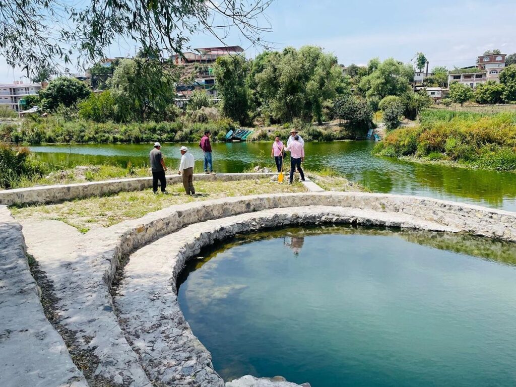 Gobierno Michoacán inicia mantenimiento a canales de navegación en Urandén