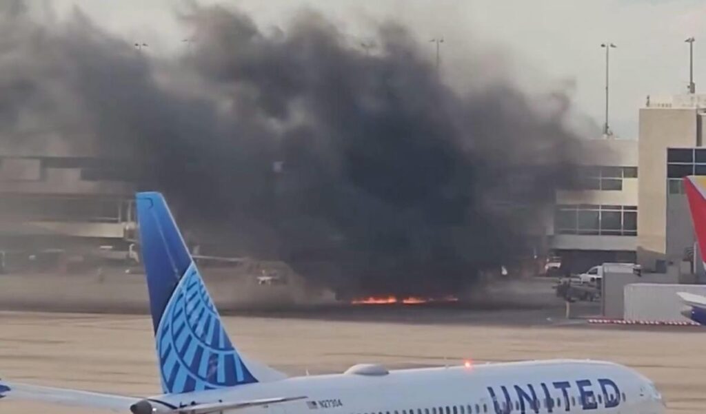 Incendio de Avión de American Airlines en Denver