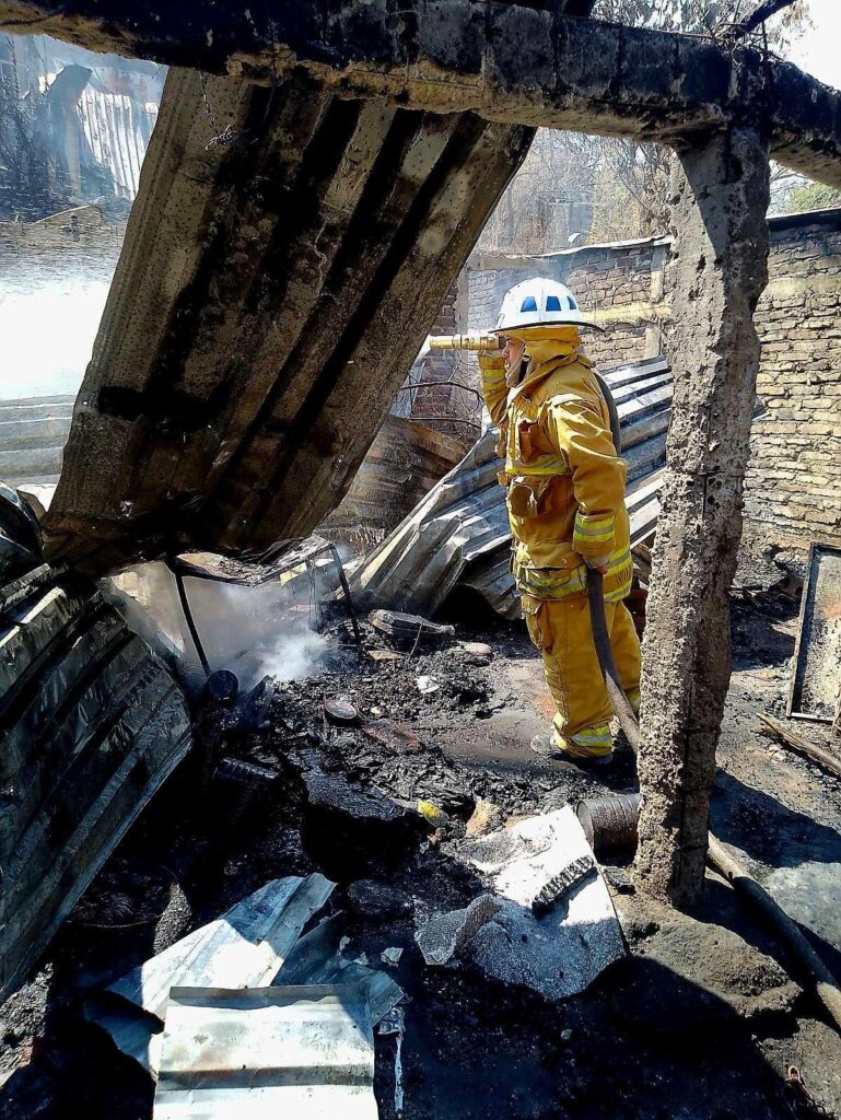 incendio en Apatzingán Sujeto le prende fuego a vivienda y huye-1